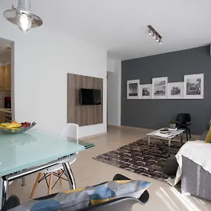  Apartment Polis